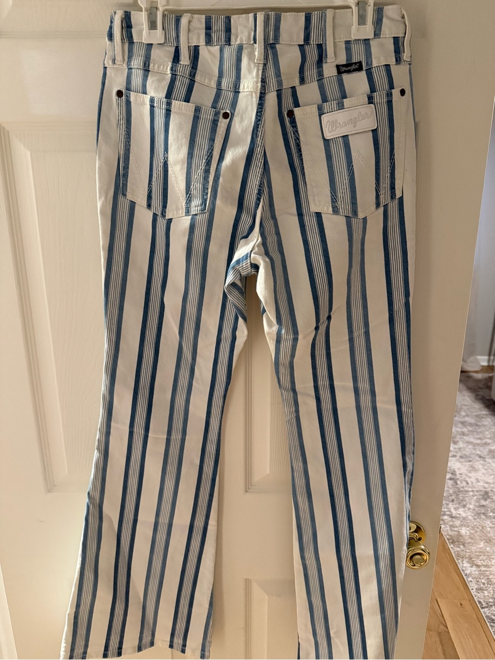 Wrangler Retro High Rise Jean - Picture 4 of 6